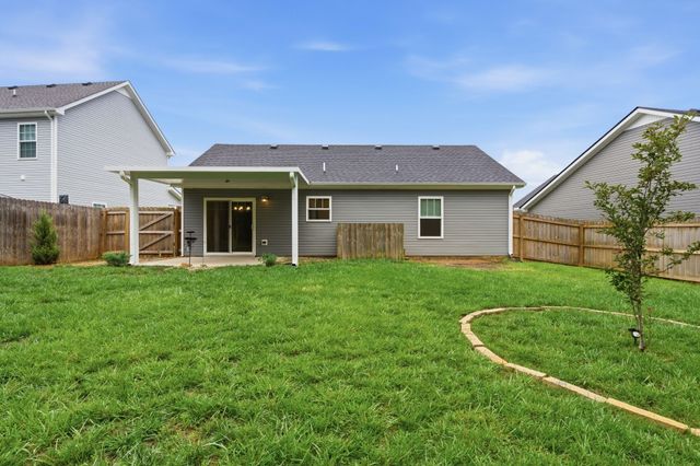 486 Mattingly Dr, Clarksville, TN 37042