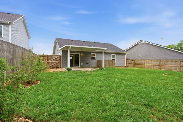 486 Mattingly Dr, Clarksville, TN 37042