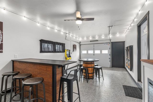 1170 RALEIGH STREET, Green Bay, WI 54304