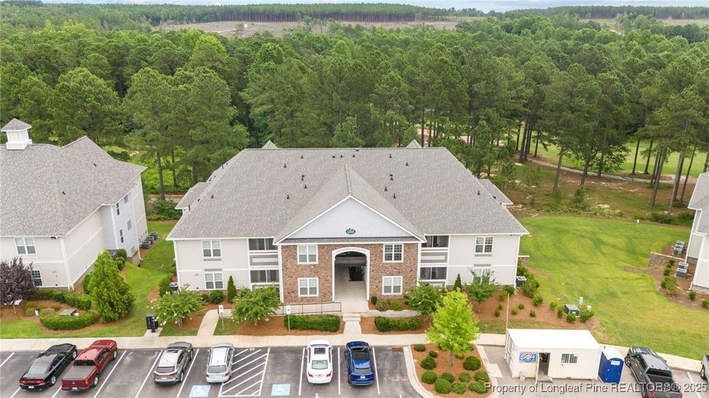 288 Gallery Drive 204, Spring Lake, NC 28390