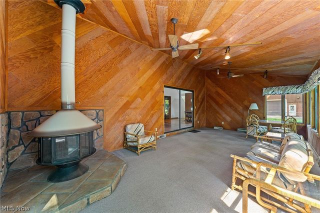5573 Logan Arms Drive, Youngstown, OH 44420