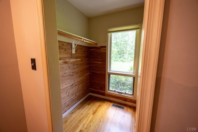 2246 Country Club, Appomattox, VA 24522