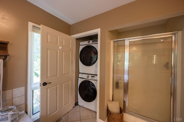 2246 Country Club, Appomattox, VA 24522