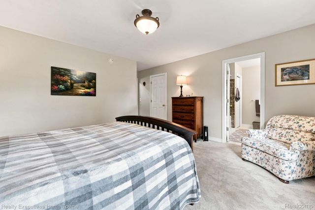 3799 Arlington Avenue, Fort Gratiot Charter Township, MI 48059