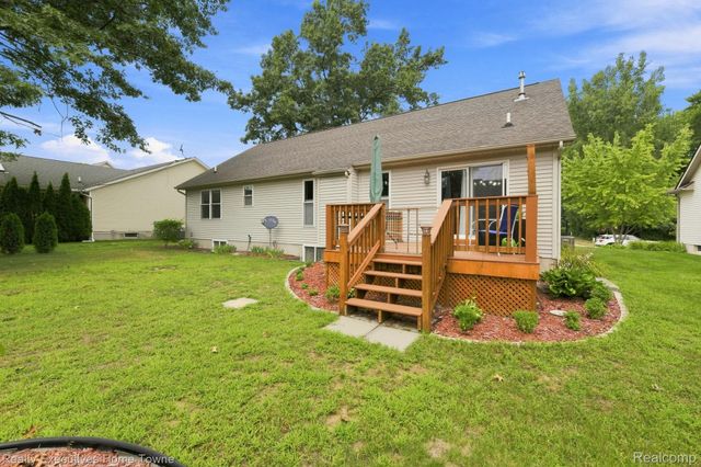 3799 Arlington Avenue, Fort Gratiot Charter Township, MI 48059