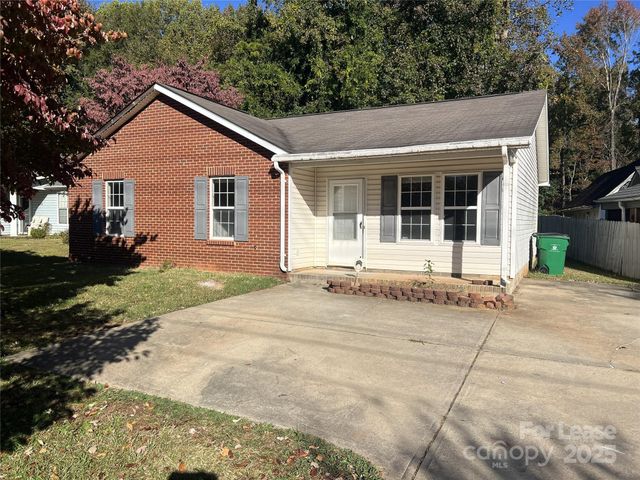 8806 Moores Chapel Road, Charlotte, NC 28214