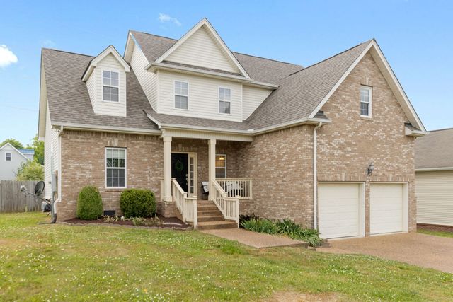 3992 Kristen St, Spring Hill, TN 37174