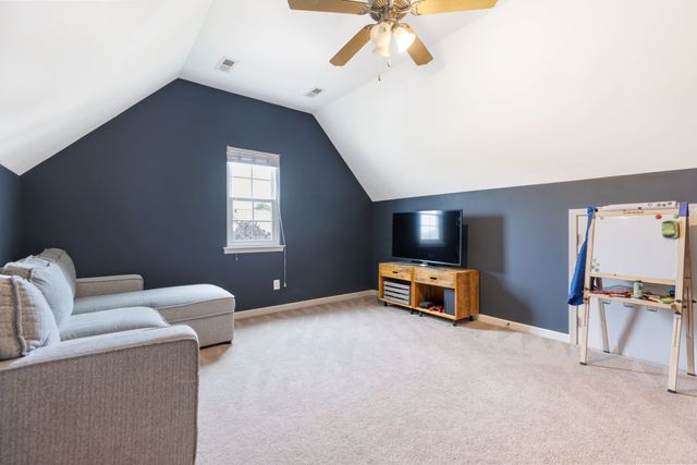 3992 Kristen St, Spring Hill, TN 37174