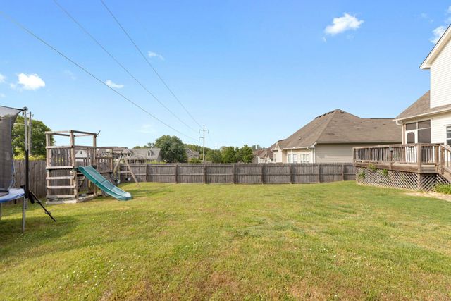 3992 Kristen St, Spring Hill, TN 37174