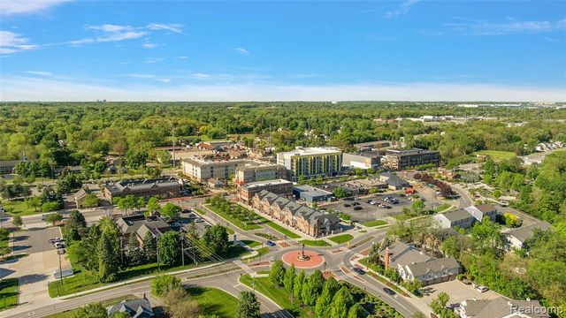 13 N N Squirrel Road, Auburn Hills, MI 48326