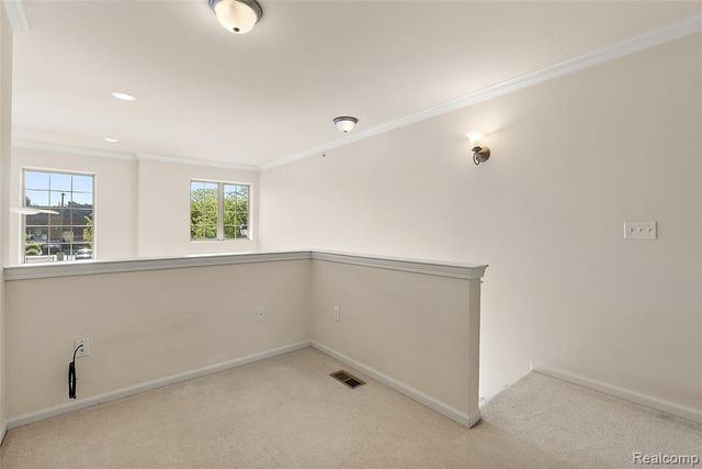 13 N N Squirrel Road, Auburn Hills, MI 48326