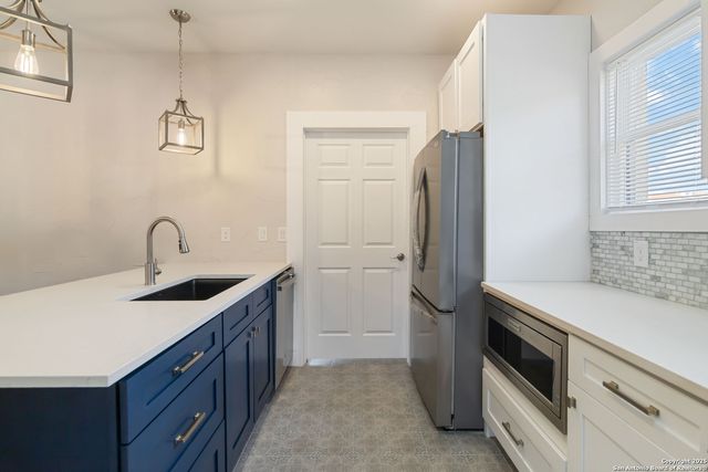 424 Club, San Antonio, TX 78201