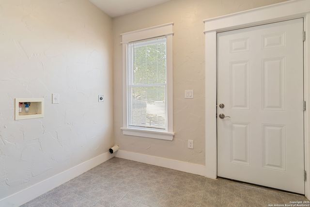 424 Club, San Antonio, TX 78201
