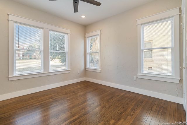 424 Club, San Antonio, TX 78201
