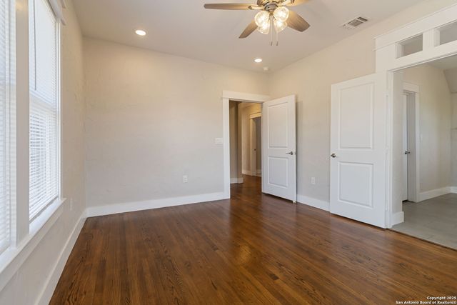 424 Club, San Antonio, TX 78201