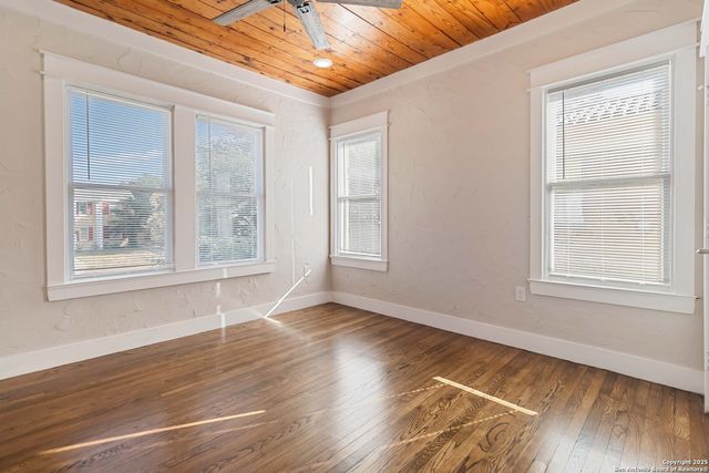 424 Club, San Antonio, TX 78201