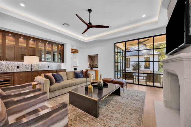 5009 Timberline DR, Austin, TX 78746