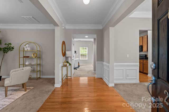 2111 Elendil Lane, Charlotte, NC 28269
