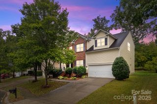2111 Elendil Lane, Charlotte, NC 28269