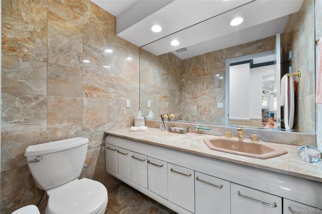 1416 Bay Boulevard, Atlantic Beach, NY 11509