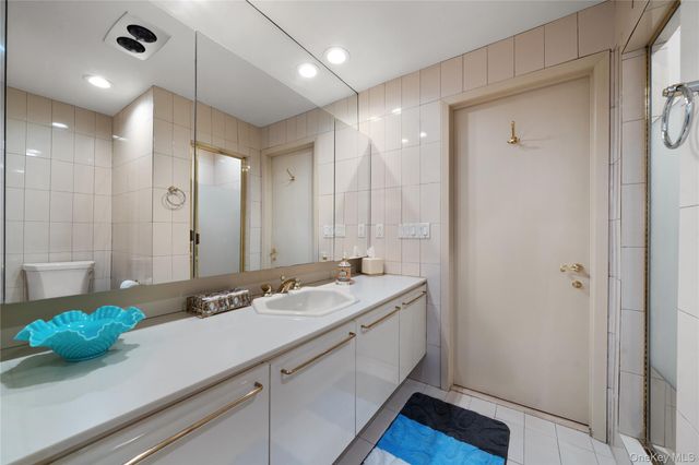 1416 Bay Boulevard, Atlantic Beach, NY 11509