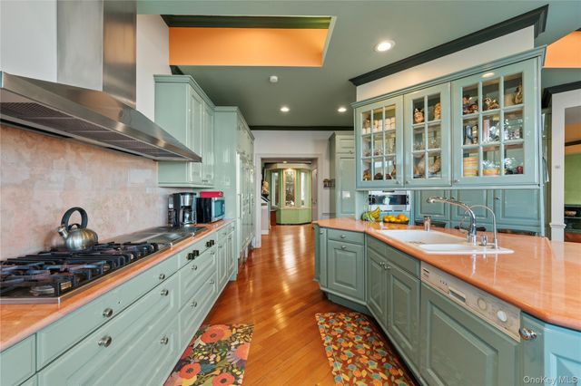 1416 Bay Boulevard, Atlantic Beach, NY 11509