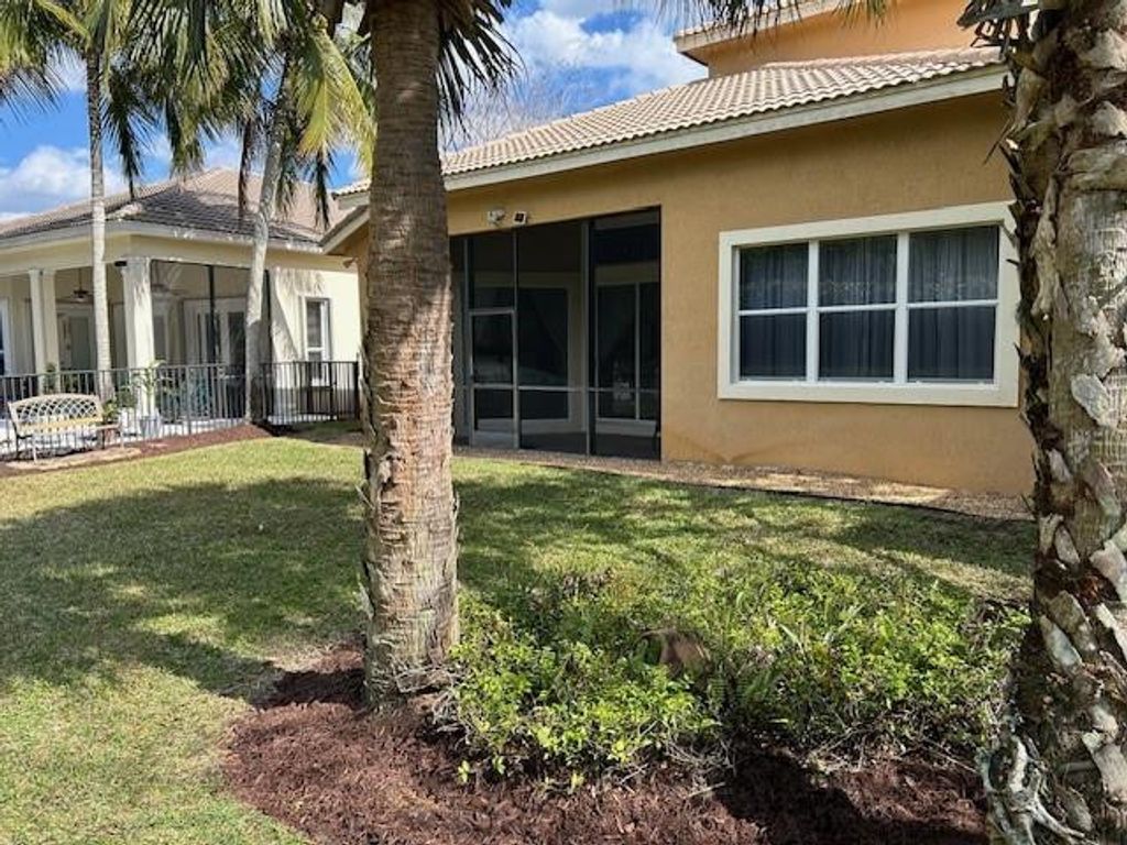 Image 24 of property listing at 7233 NW 116th Way, Parkland, FL 33076