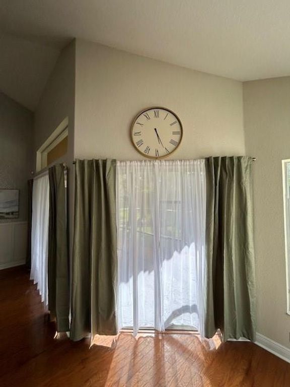 Image 7 of property listing at 7233 NW 116th Way, Parkland, FL 33076