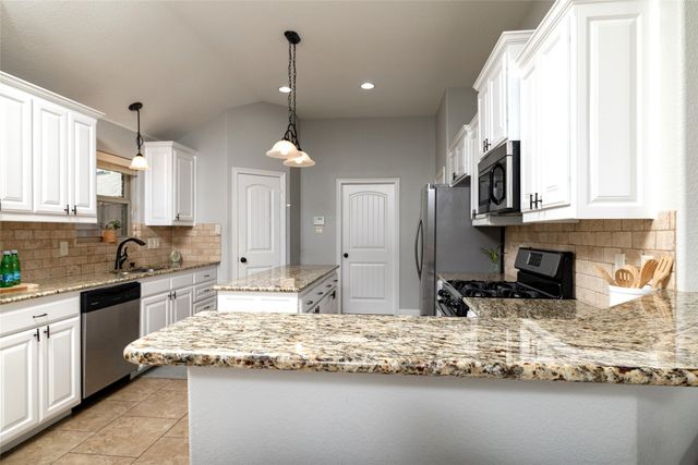 6324 Harold Creek Drive, Fort Worth, TX 76179