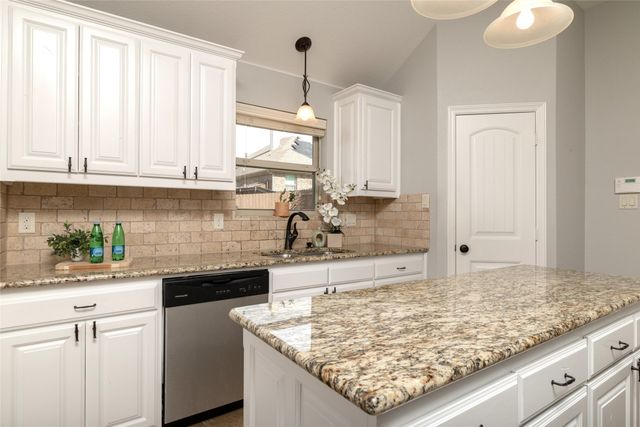 6324 Harold Creek Drive, Fort Worth, TX 76179