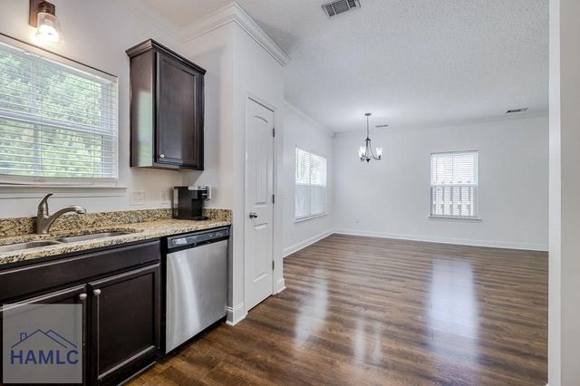 106 Hamlet Court, Hinesville, GA 31313