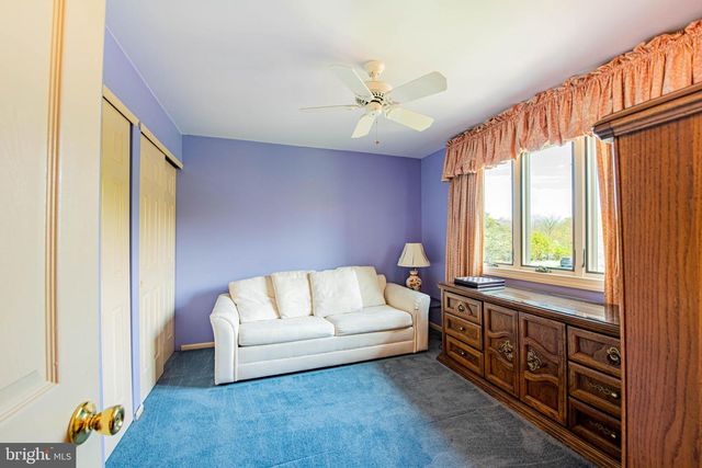 1025 CARRIAGE LN, Blue Bell, PA 19422