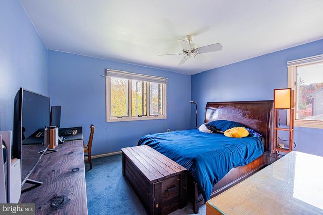 1025 CARRIAGE LN, Blue Bell, PA 19422