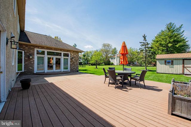 1025 CARRIAGE LN, Blue Bell, PA 19422