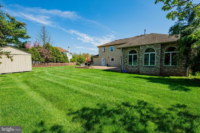 1025 CARRIAGE LN, Blue Bell, PA 19422