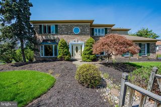 1025 CARRIAGE LN, Blue Bell, PA 19422