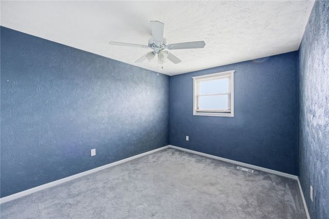 235 Grant Ave, Whitaker, PA 15120