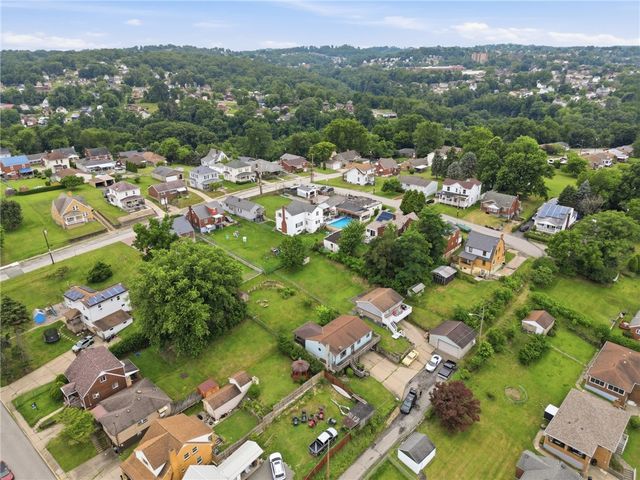 235 Grant Ave, Whitaker, PA 15120