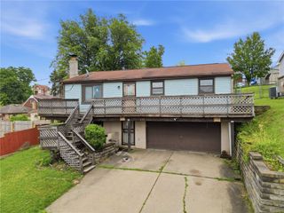 235 Grant Ave, Whitaker, PA 15120