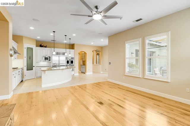 1700 Ashbourne Pl, Brentwood, CA 94513