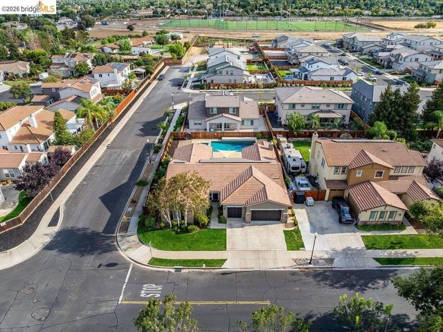 1700 Ashbourne Pl, Brentwood, CA 94513