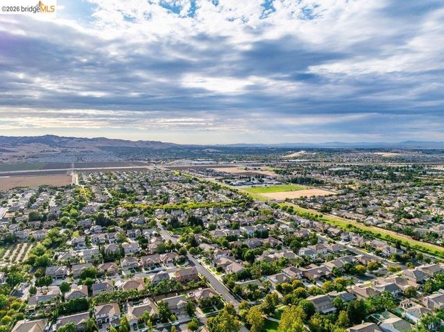1700 Ashbourne Pl, Brentwood, CA 94513