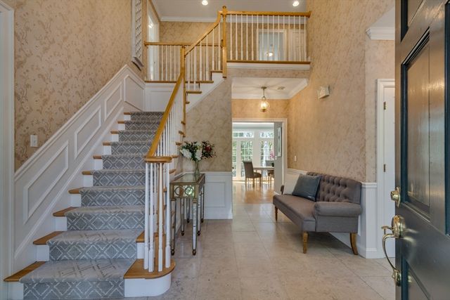 89 Green St, Needham, MA 02492