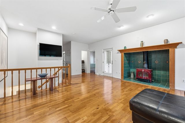 8933 W F Avenue, Kalamazoo, MI 49009