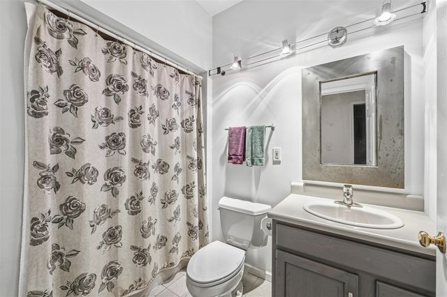 8933 W F Avenue, Kalamazoo, MI 49009