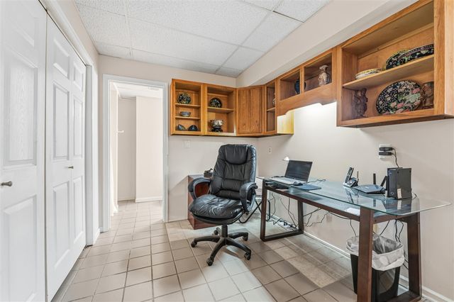 8933 W F Avenue, Kalamazoo, MI 49009