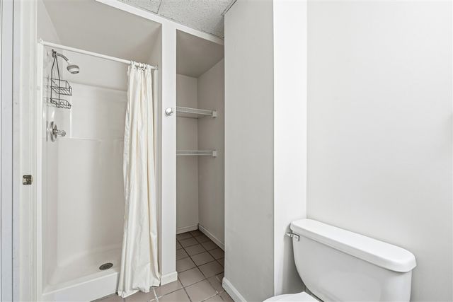 8933 W F Avenue, Kalamazoo, MI 49009