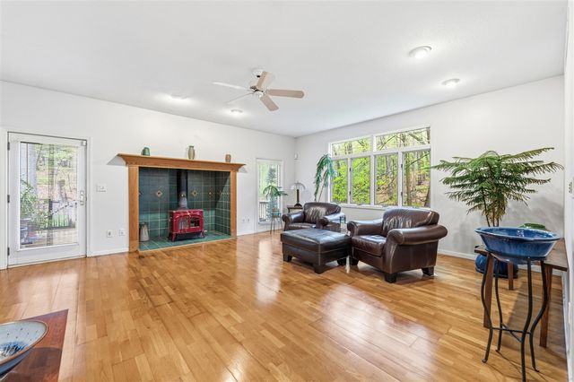 8933 W F Avenue, Kalamazoo, MI 49009