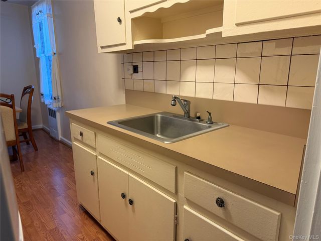 33-26 92 Street 4X, Jackson Heights, NY 11372