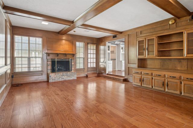 2723 Lawtherwood Court, Dallas, TX 75214